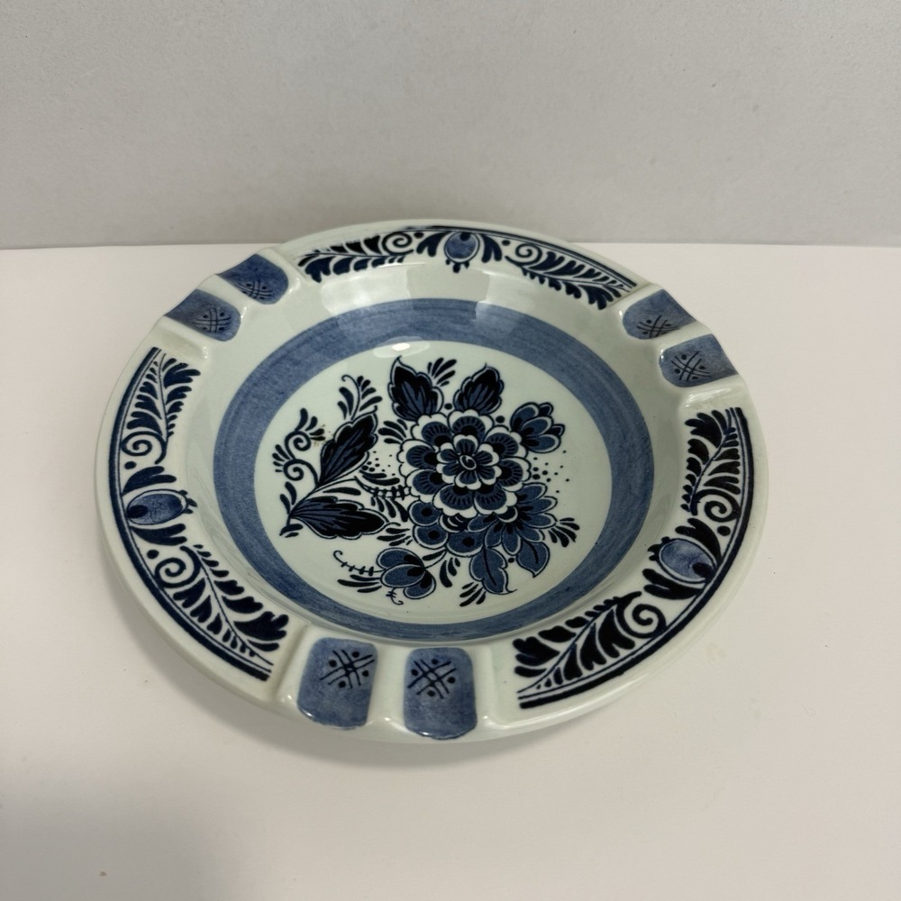 VTG Ashtray Blau Delfts Distel Hand Painted Blue Floral Holland